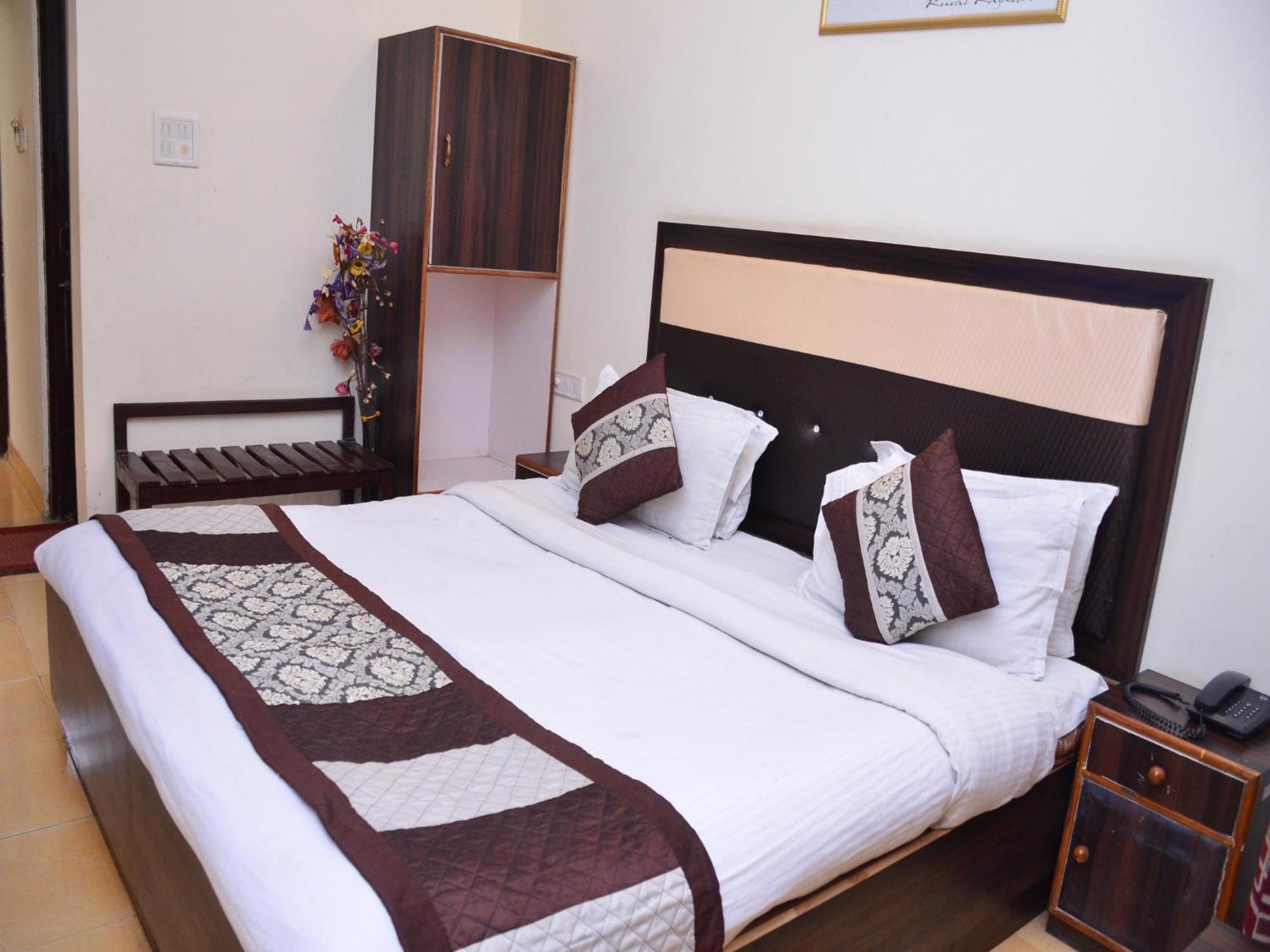 Goyal Plaza Hotel 5 Mint. Waling Distance From Pushkar Lake Eksteriør bilde